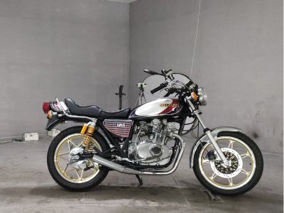 Suzuki GS400 2025