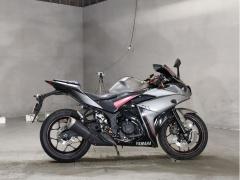 Yamaha YZF-R25 2016