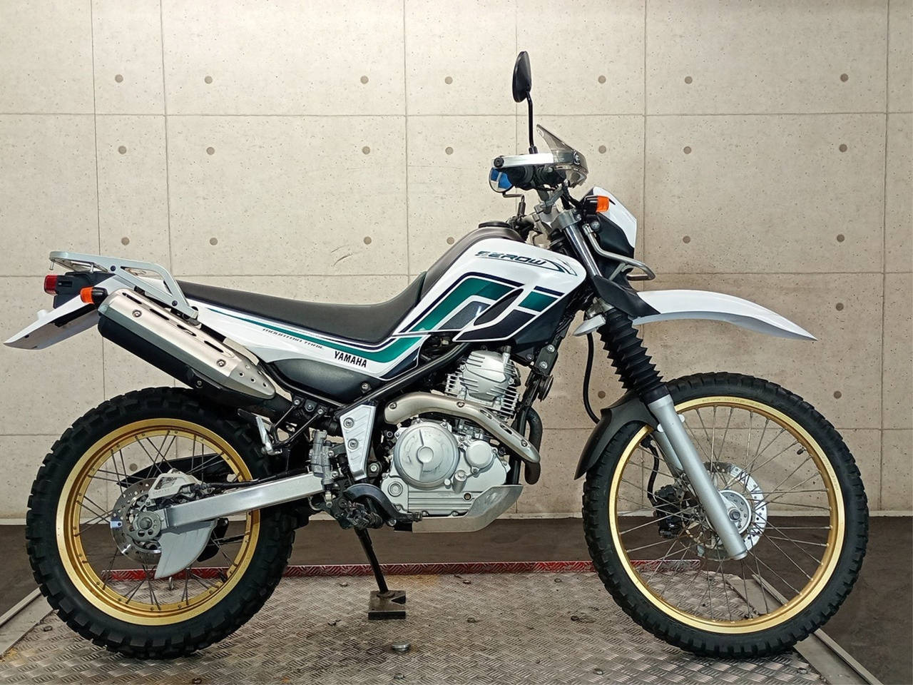 Yamaha SEROW XT250 2008