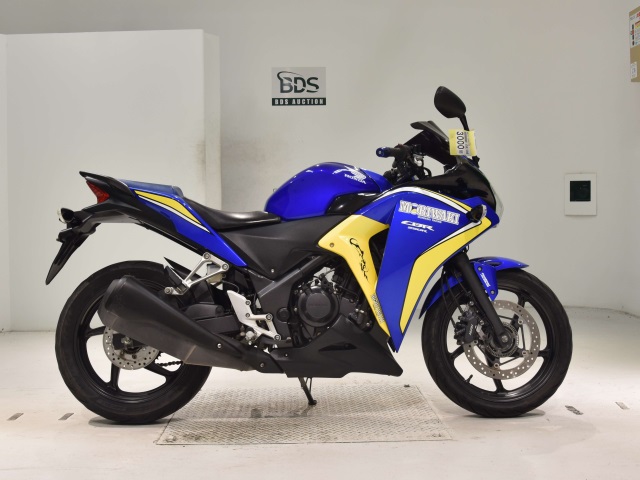 Honda CBR250RA 2013