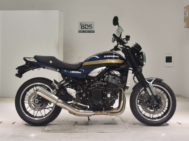Kawasaki Z900RS 2021