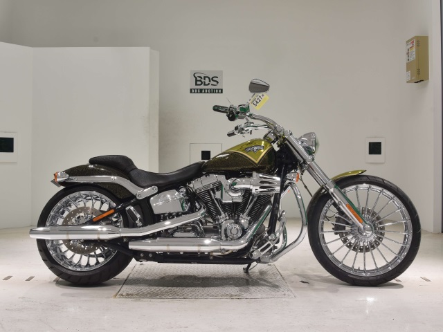HD BREAKOUT FXSB1800 2013
