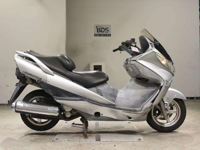 Suzuki SKYWAVE 250S