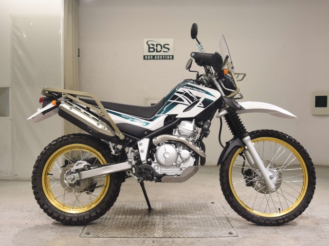 Yamaha SEROW XT250 2017
