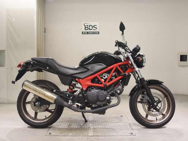 Honda VTR250 2015