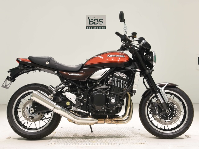 Kawasaki Z900RS 2021