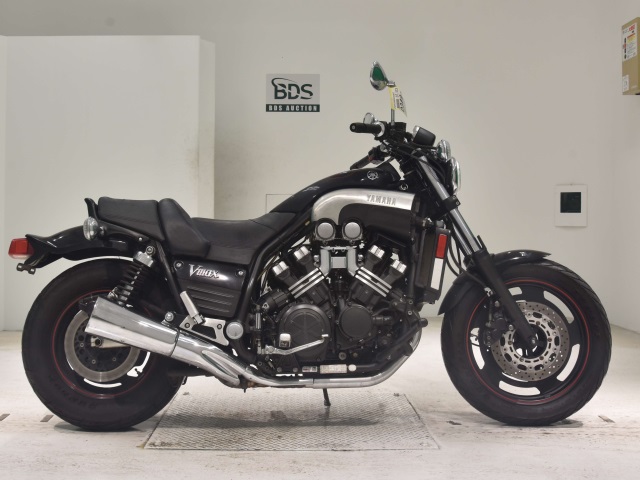 Yamaha V-MAX1200 2006