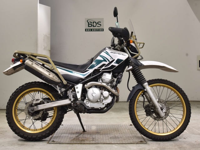 Yamaha SEROW XT250 2012