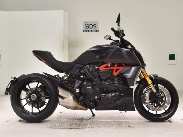 Ducati DIAVEL 2019
