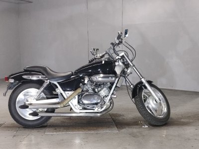 Honda MAGNA250 2023