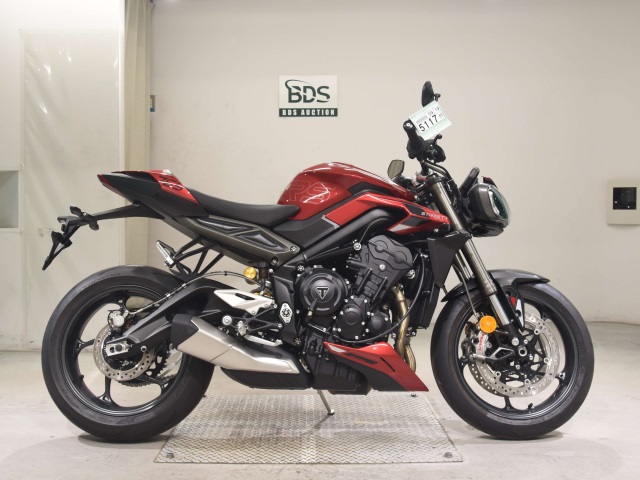 Triumph STREET TRIPLE RS 2025