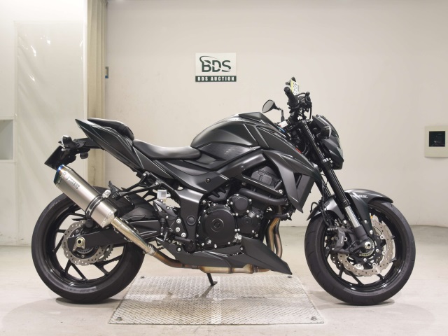 Suzuki GSX-S750 2023