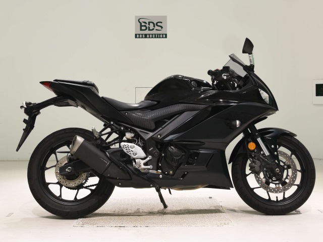Yamaha YZF-R25A 2021