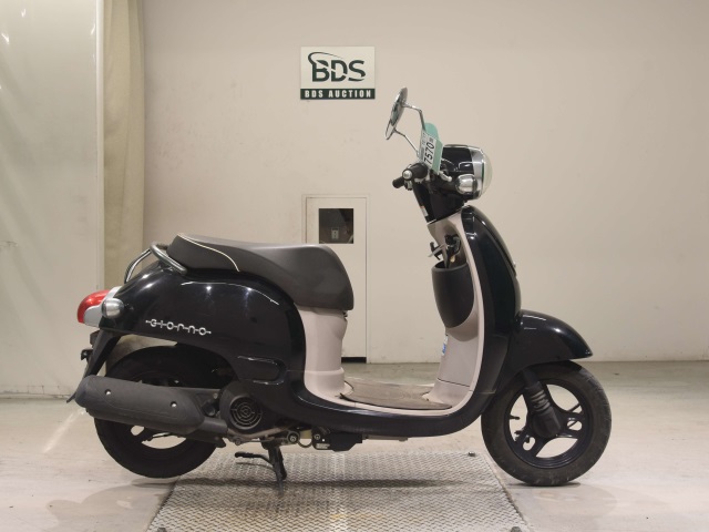 Honda GIORNO 2011