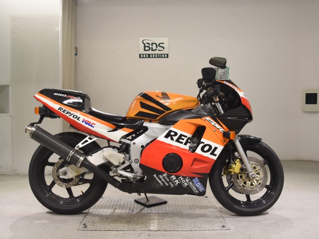 Honda CBR250RR 1990