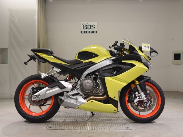 Aprilia RS660 2021