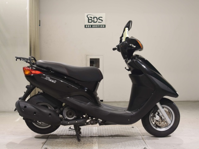 Yamaha AXIS125 2012