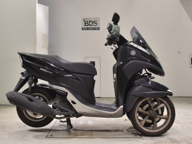 Yamaha TRICITY MW125 2015