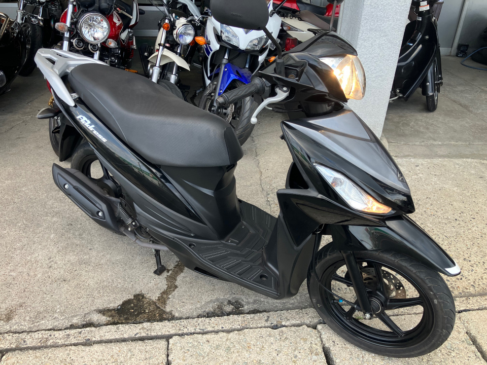 Suzuki ADDRESS V110
