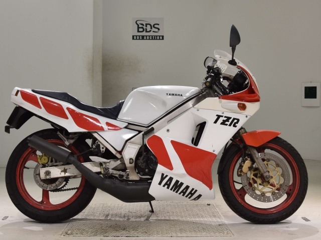 Yamaha TZR250