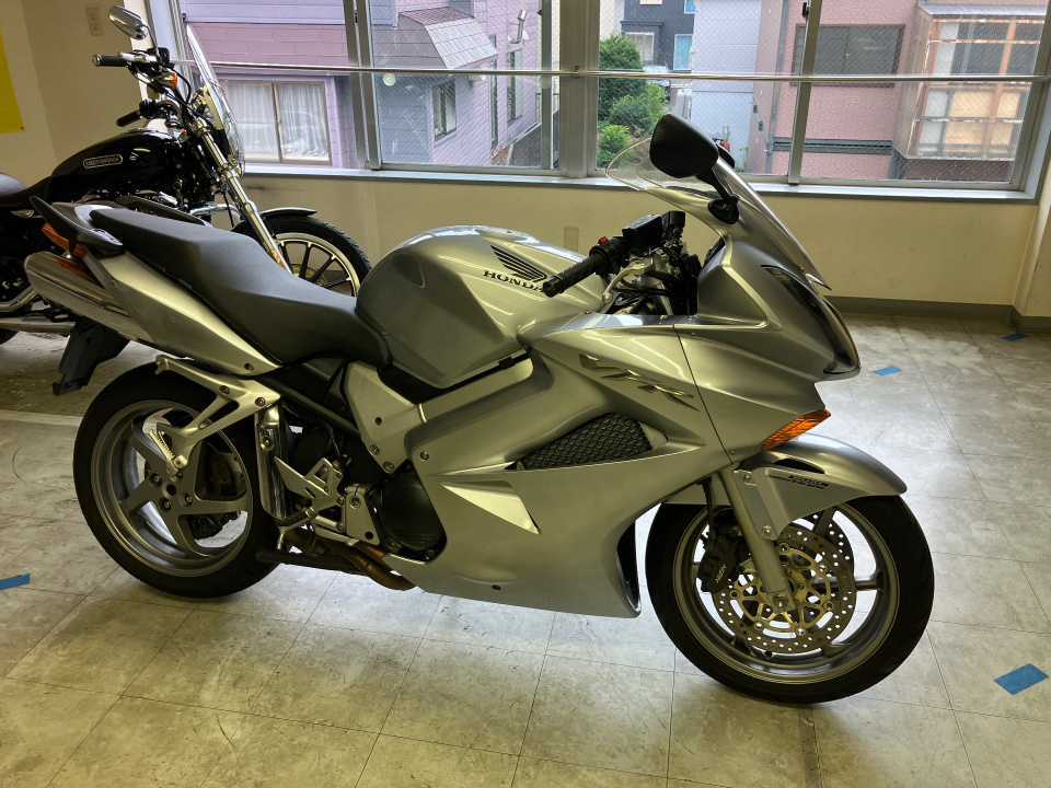 Honda VFR800F 2004