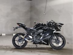 Kawasaki NINJA ZX-25R 2021