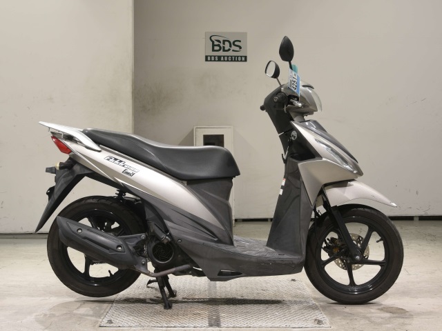 Suzuki ADDRESS V110