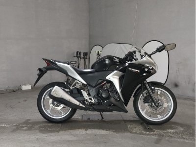 Honda CBR250R 2011