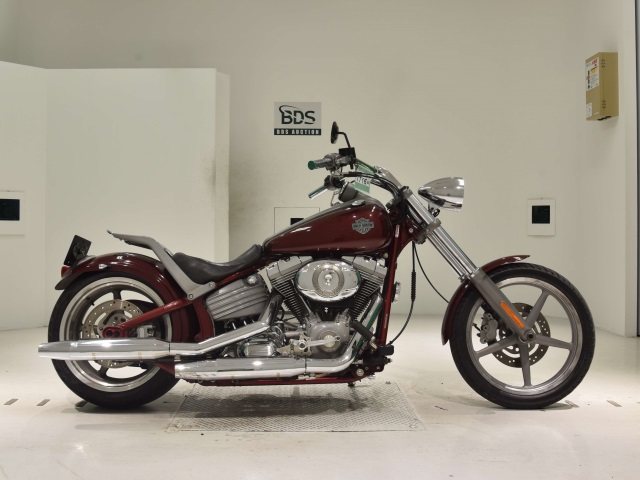 HD ROCKER FXCW1580 2008