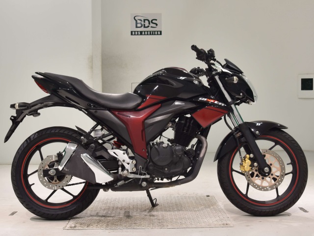 Suzuki GIXXER150