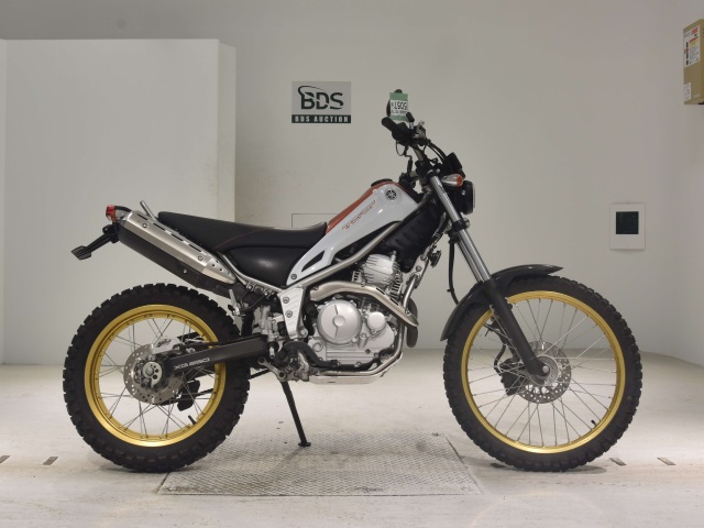 Yamaha TRICKER 2014