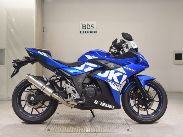 Suzuki GSX250RA