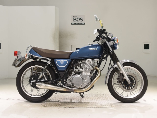 Yamaha SR400 2020