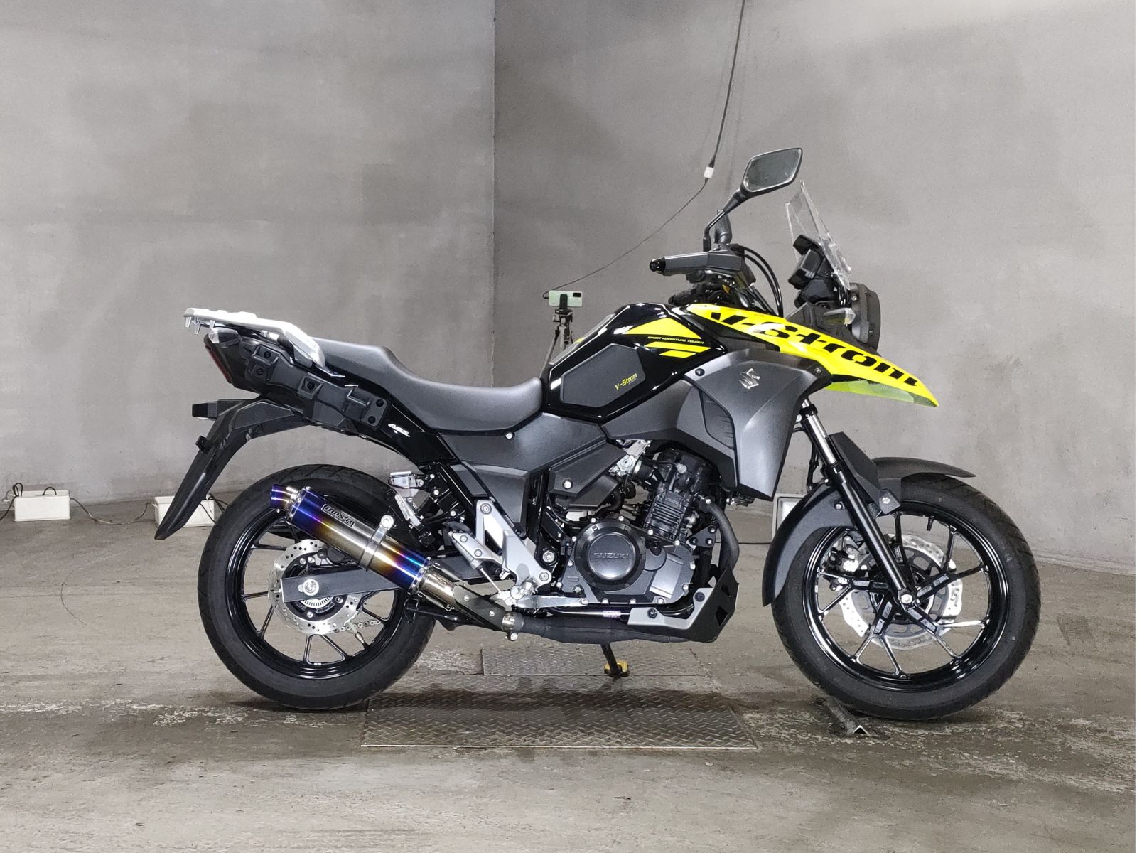 Suzuki V-STROM DL250 1991