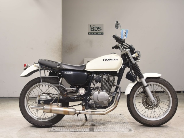 Honda CB223S 2010