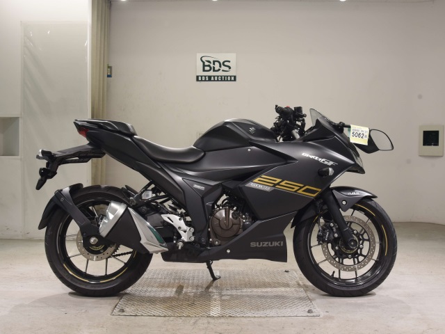 Suzuki GIXXER250SF 2021