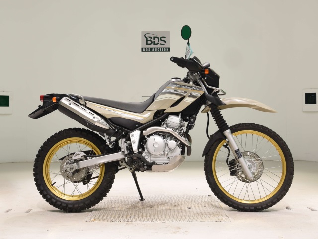 Yamaha SEROW XT250 2017