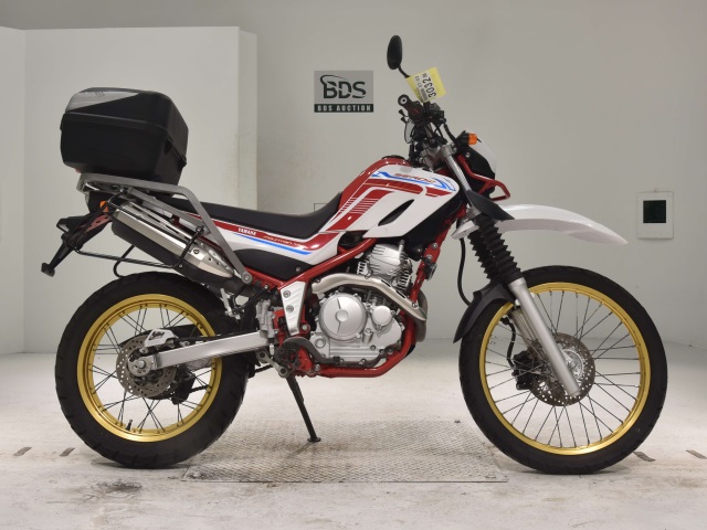 Yamaha SEROW XT250 2020