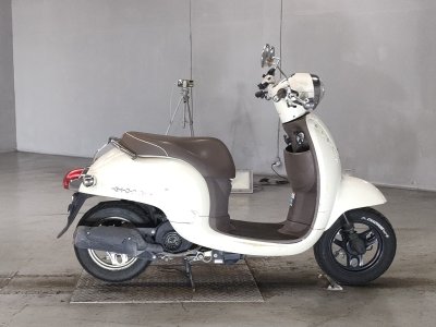 Honda GIORNO 2011