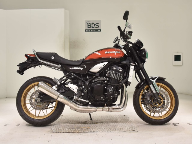 Kawasaki Z900RS 2021