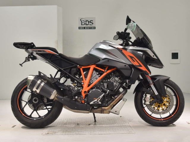 KTM 1290 SUPERDUKE GT 2017
