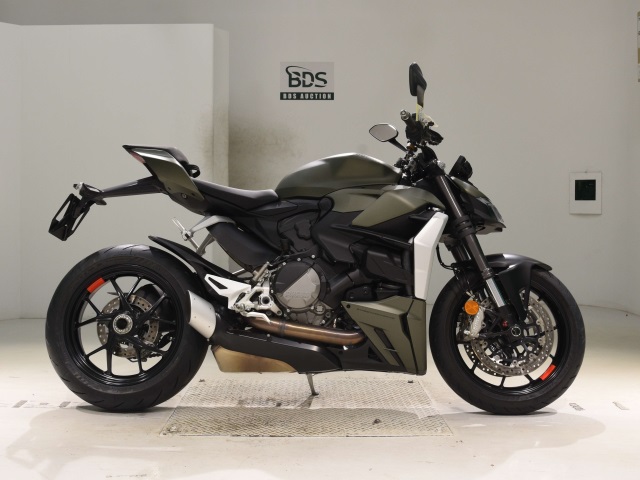 Ducati STREET FIGHTER V2 2024