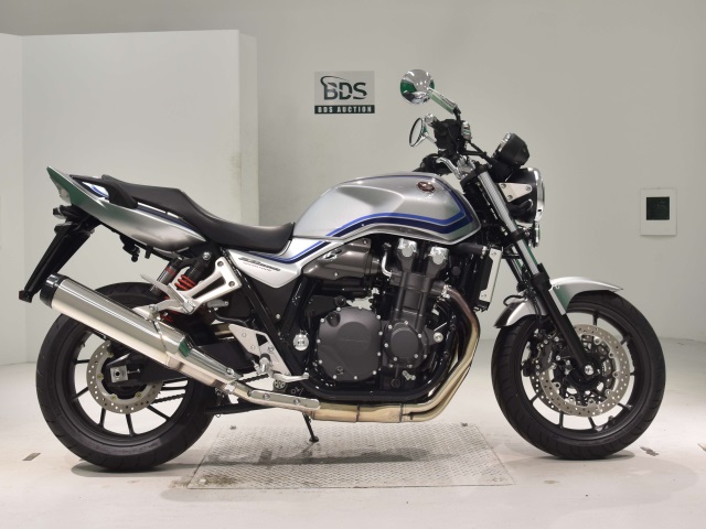 Honda CB1300SF 2024