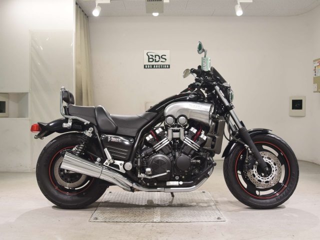 Yamaha V-MAX1200 2005