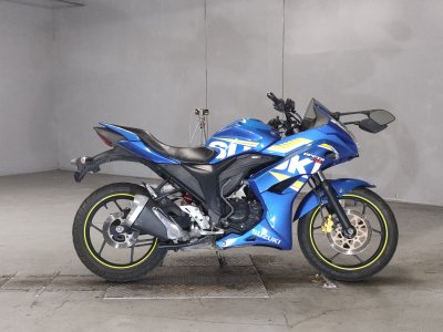 Suzuki GIXXER SF 2016