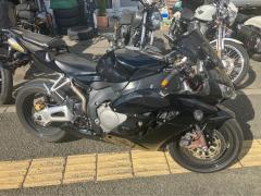 Honda CBR1000RR 2004