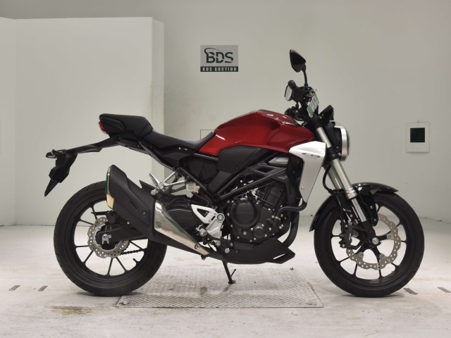 Honda CB250R 2018