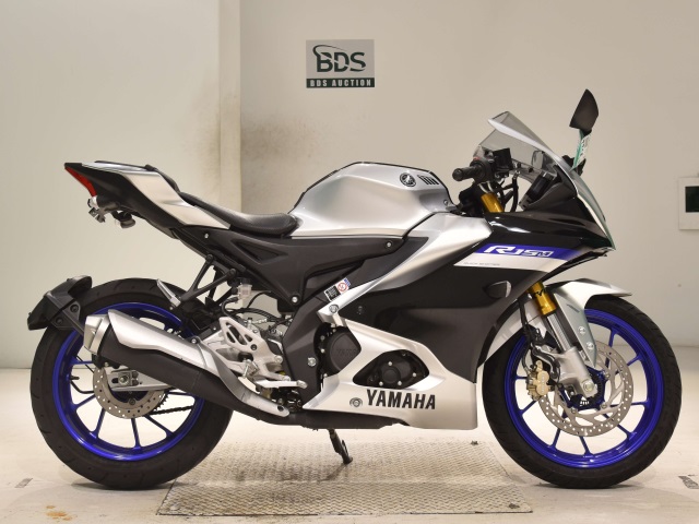 Yamaha YZF-R15M 2023