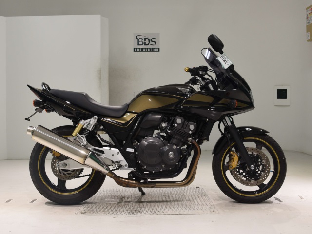 Honda CB400SFV BOLDOR 2012