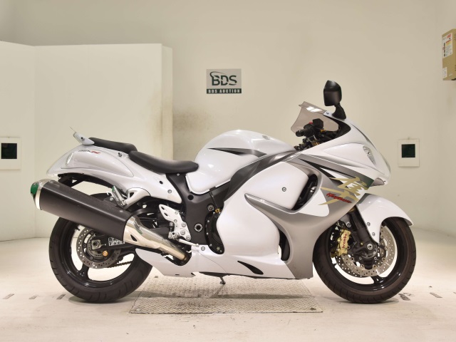 Suzuki GSX1300R HAYABUSA 2015